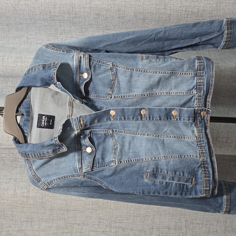 Cavalini Denim Collection Womens Medium Wash Blue Jean Trucker Jacket‎ Size M